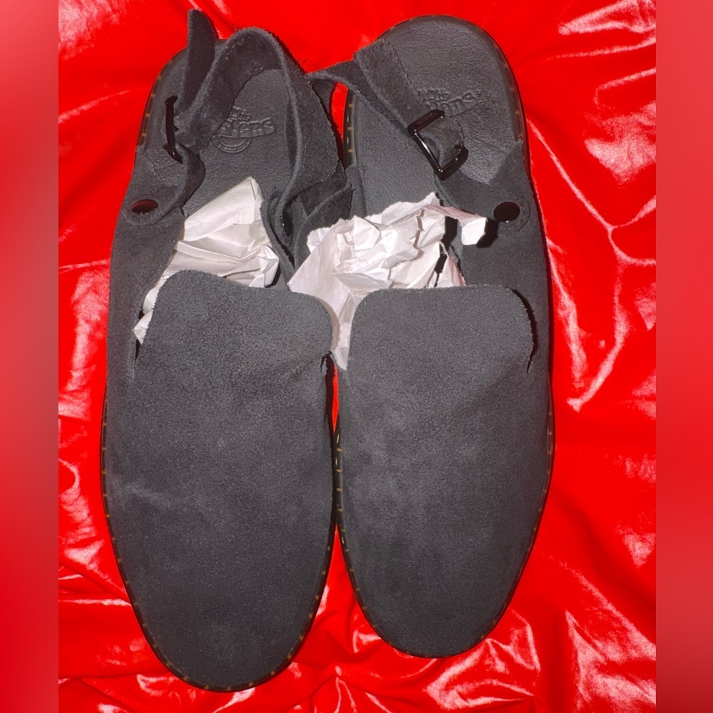 Dr. Martens UNISEX Carlson Suede Casual Slingback Mules in black - Picture 13 of 16